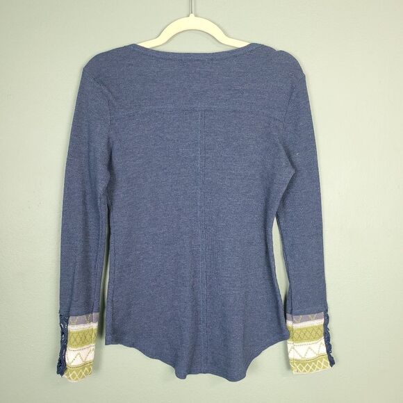 Altar'd State Thermal Henley Long Sleeve Blue Tee Size Large - Picture 2 of 7